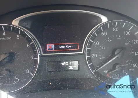 2015 Nissan Altima 2.5 S z USA, uszkodzony, nr VIN 1N4AL3AP7FN373871